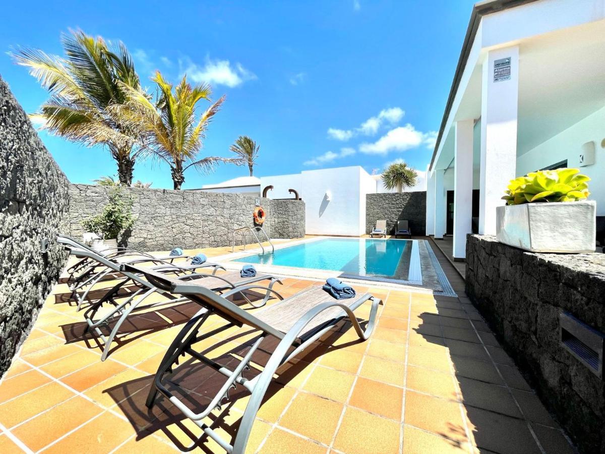 Villas Mamma Mia Pool Heat Private & Jacuzzi Playa Blanca  Exteriör bild