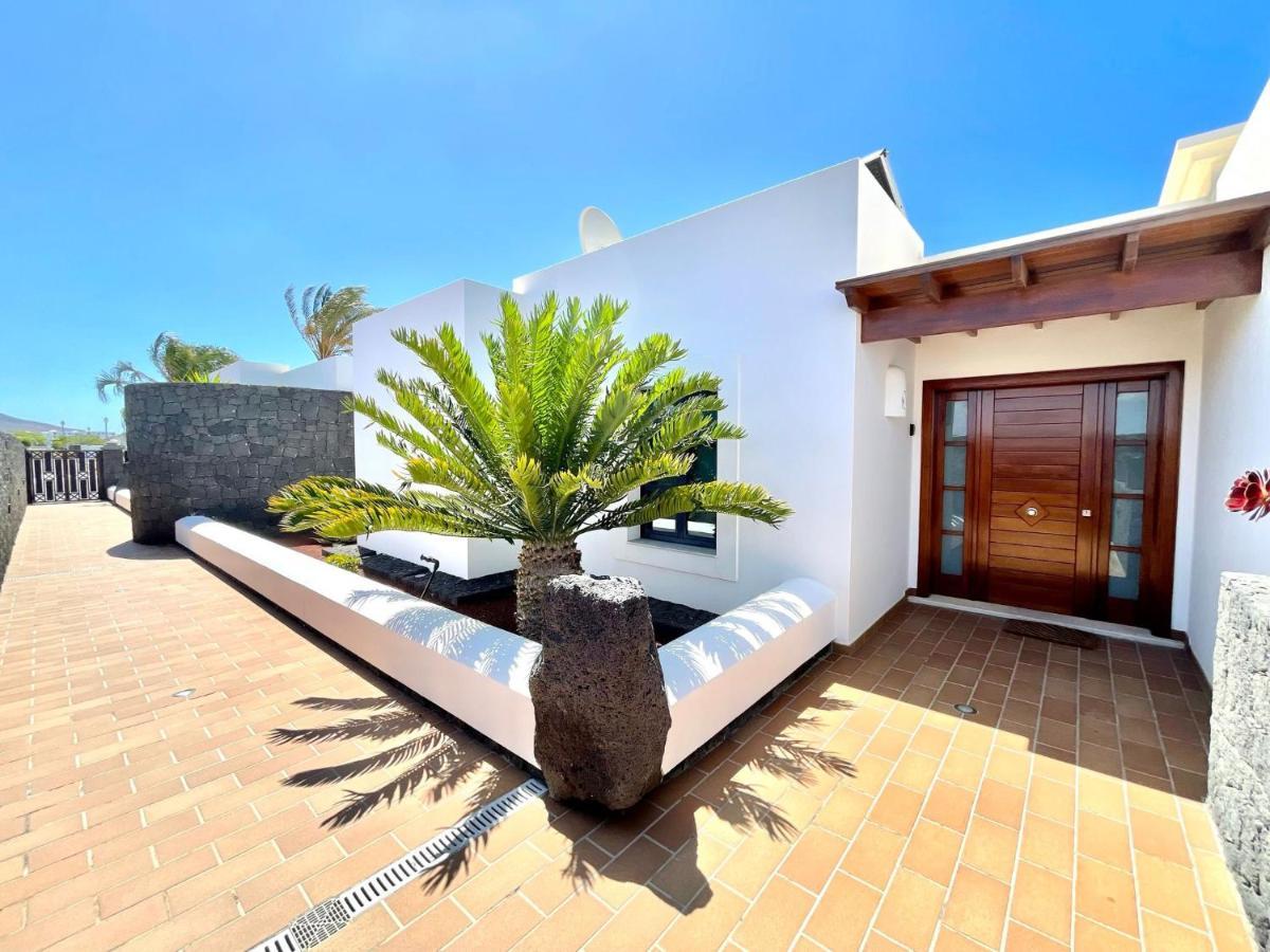 Villas Mamma Mia Pool Heat Private & Jacuzzi Playa Blanca  Exteriör bild