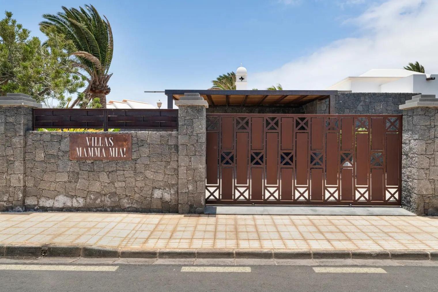 Villas Mamma Mia Pool Heat Private & Jacuzzi Playa Blanca  Exteriör bild
