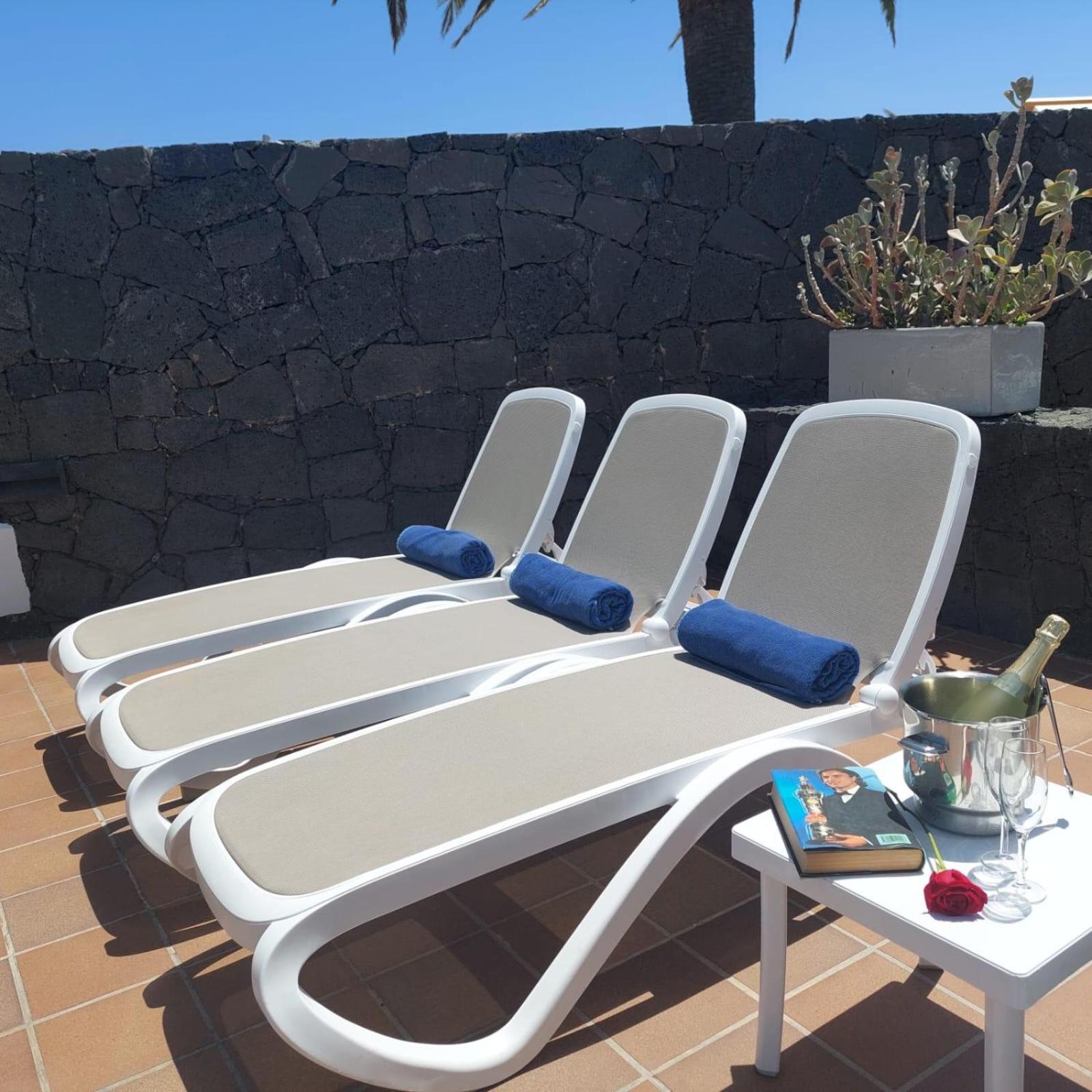 Villas Mamma Mia Pool Heat Private & Jacuzzi Playa Blanca  Exteriör bild